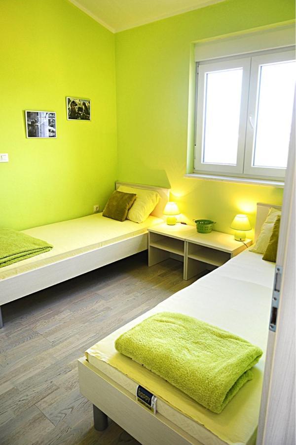 Leona Apartment Pula Exterior photo